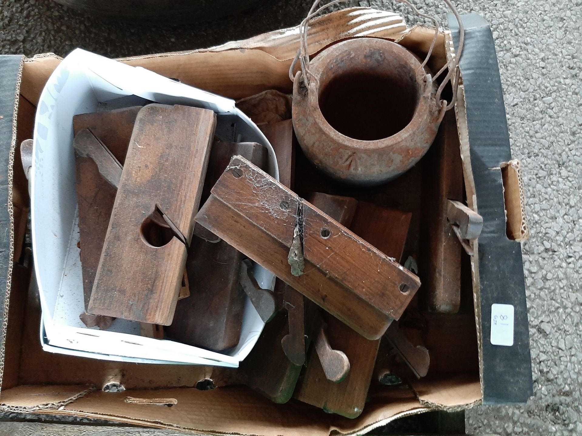 Box: various vintage Tools incl Bloc Planes