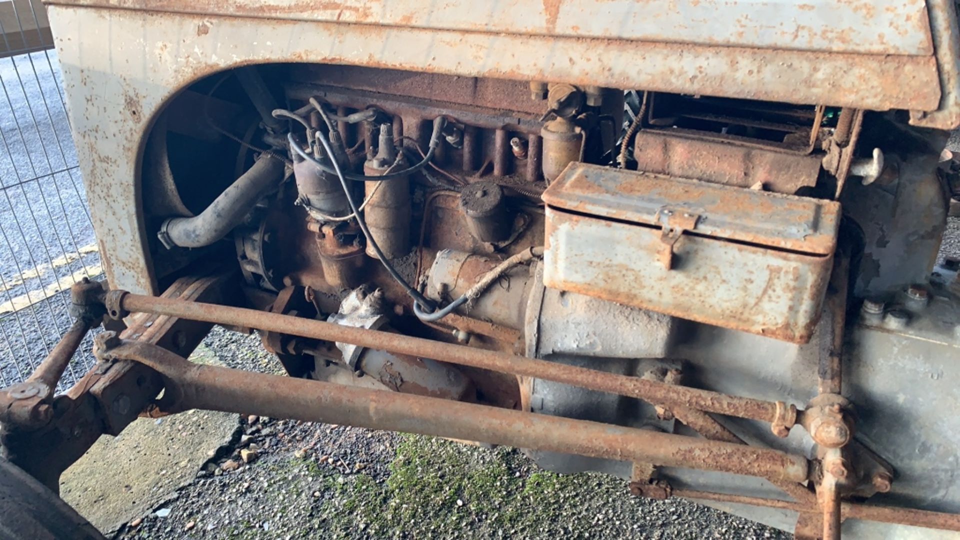 Ferguson Tractor, vineyard model, barn-find tractor - Image 5 of 15