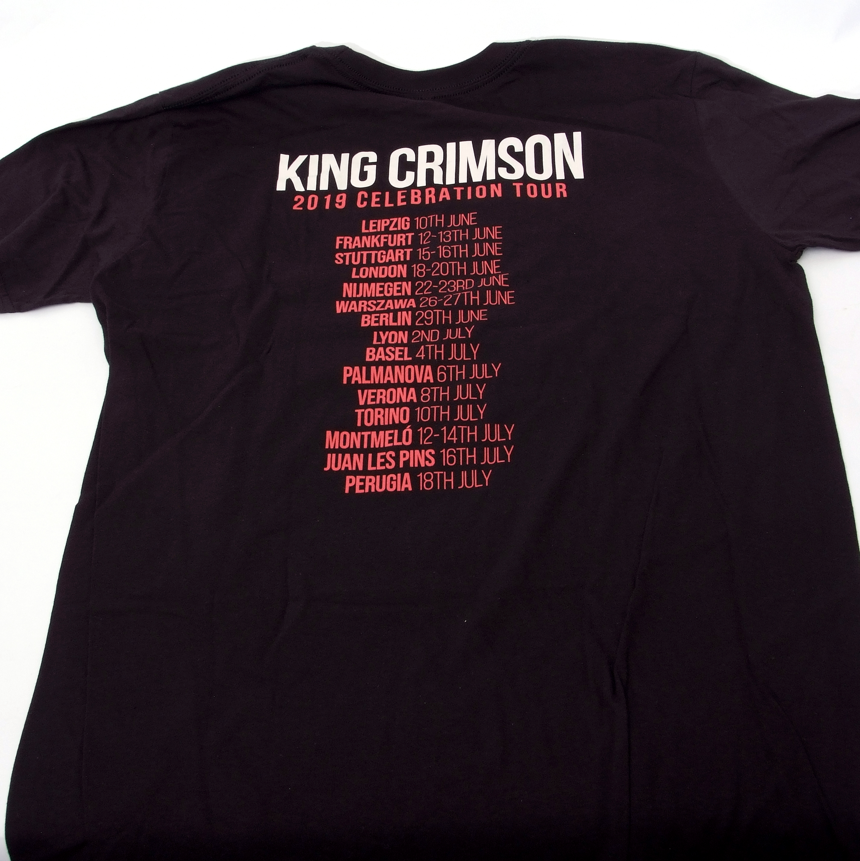 King Crimson 'In the Court of the Crimson King' 2019 concert T-shirt and tour programme. - Image 2 of 2