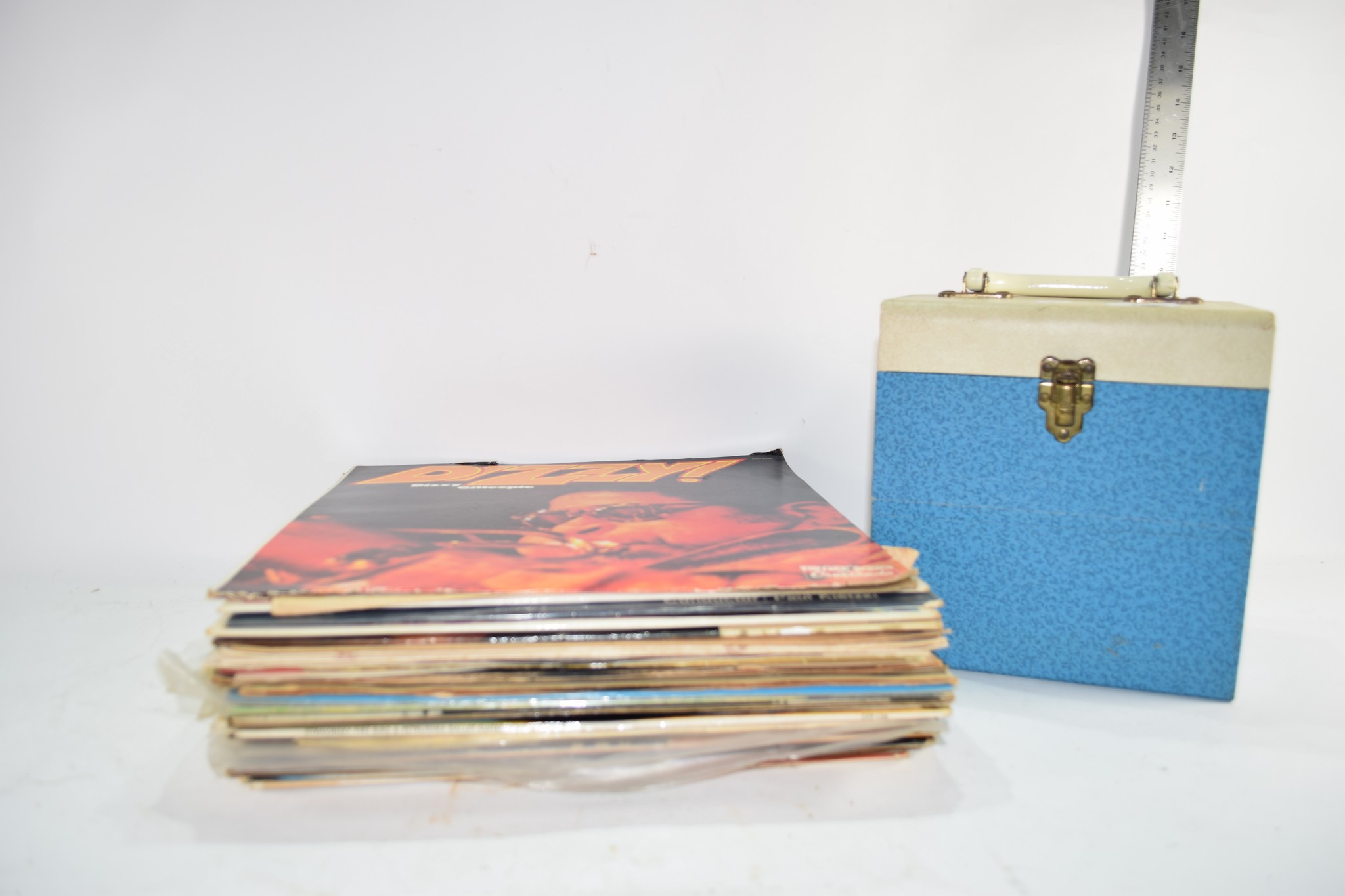 QTY OF JAZZ RECORDS AND FURTHER BOX CONTAINING A QTY OF 45'S - Image 2 of 2