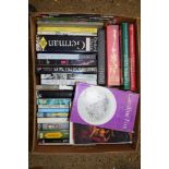 BOX OF BOOKS TO INCLUDE OXFORD DICTIONARY OF GERMAN