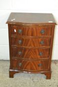 SMALL REPRODUCTION SERPENTINE CHEST OF DRAWERS WITH CROSS BANDED DECORATION APPROX WIDTH 49CM