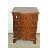 SMALL REPRODUCTION SERPENTINE CHEST OF DRAWERS WITH CROSS BANDED DECORATION APPROX WIDTH 49CM