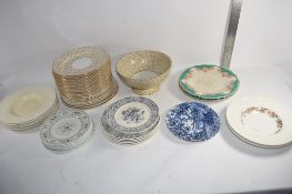 BOX QTY OF CERAMIC WARES TO INCLUDE A QTY OF ROYAL WORCESTER PUCE MARK SIDE PLATES AND BOWL MARKED