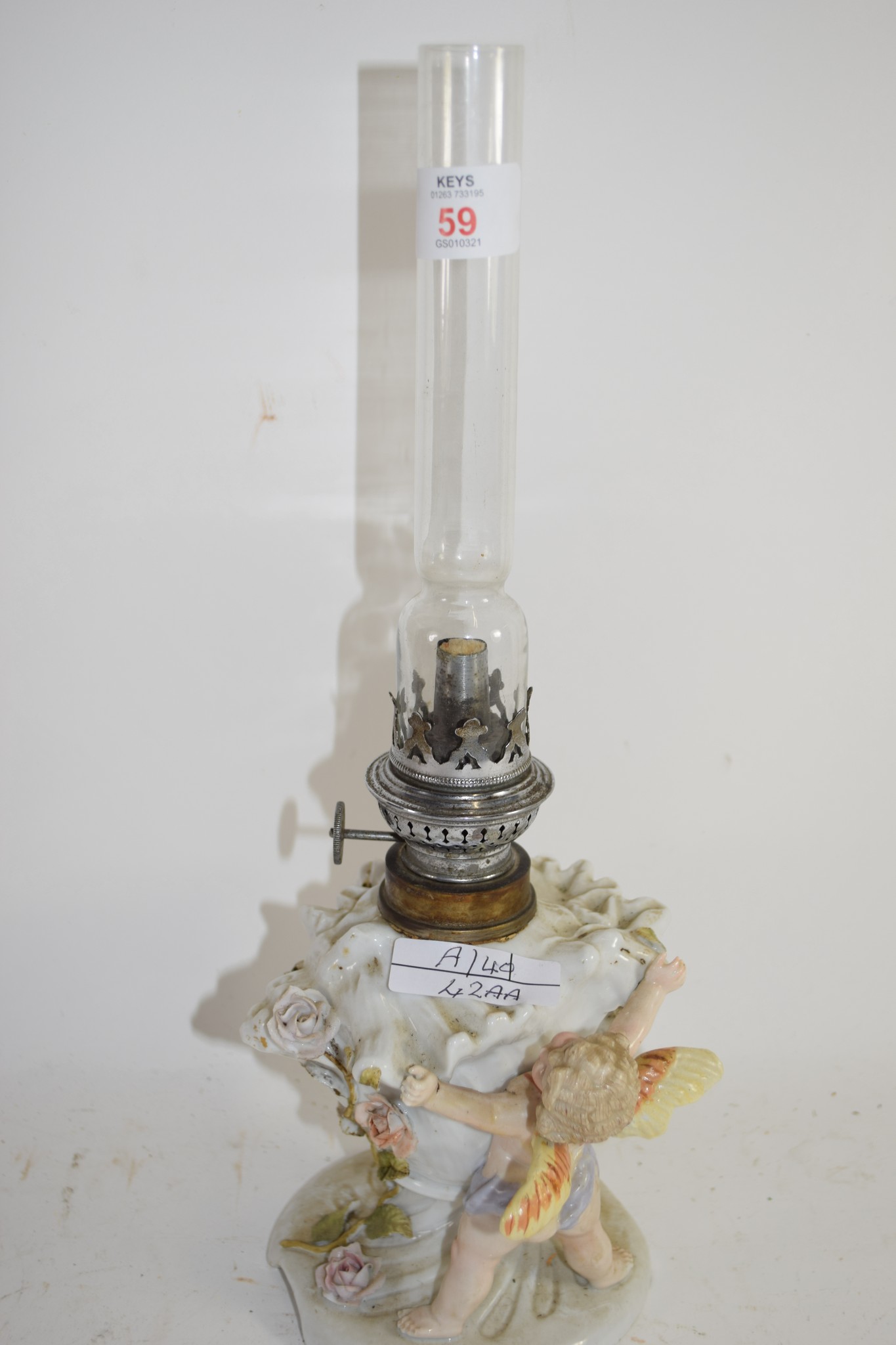 SMALL CERAMIC TABLE LAMP WITH GLASS CHIMNEY