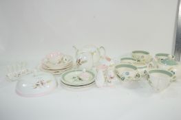 QTY OF WOODS CLOVELLY AND FOLEY HONEY SUCKLE CHINA