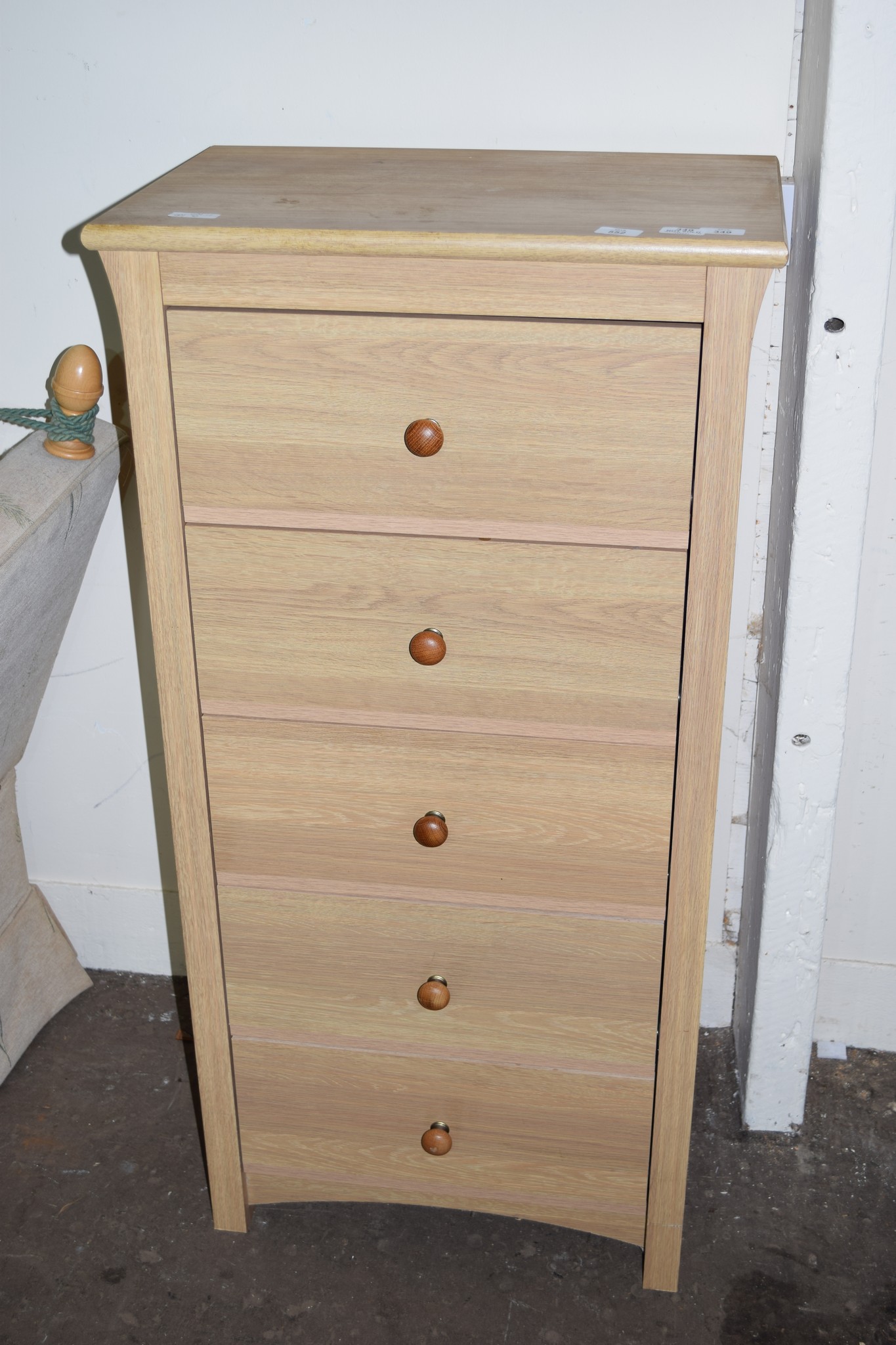 MODERN FIVE DRAWER HIGH CHEST WIDTH APROX 60CM