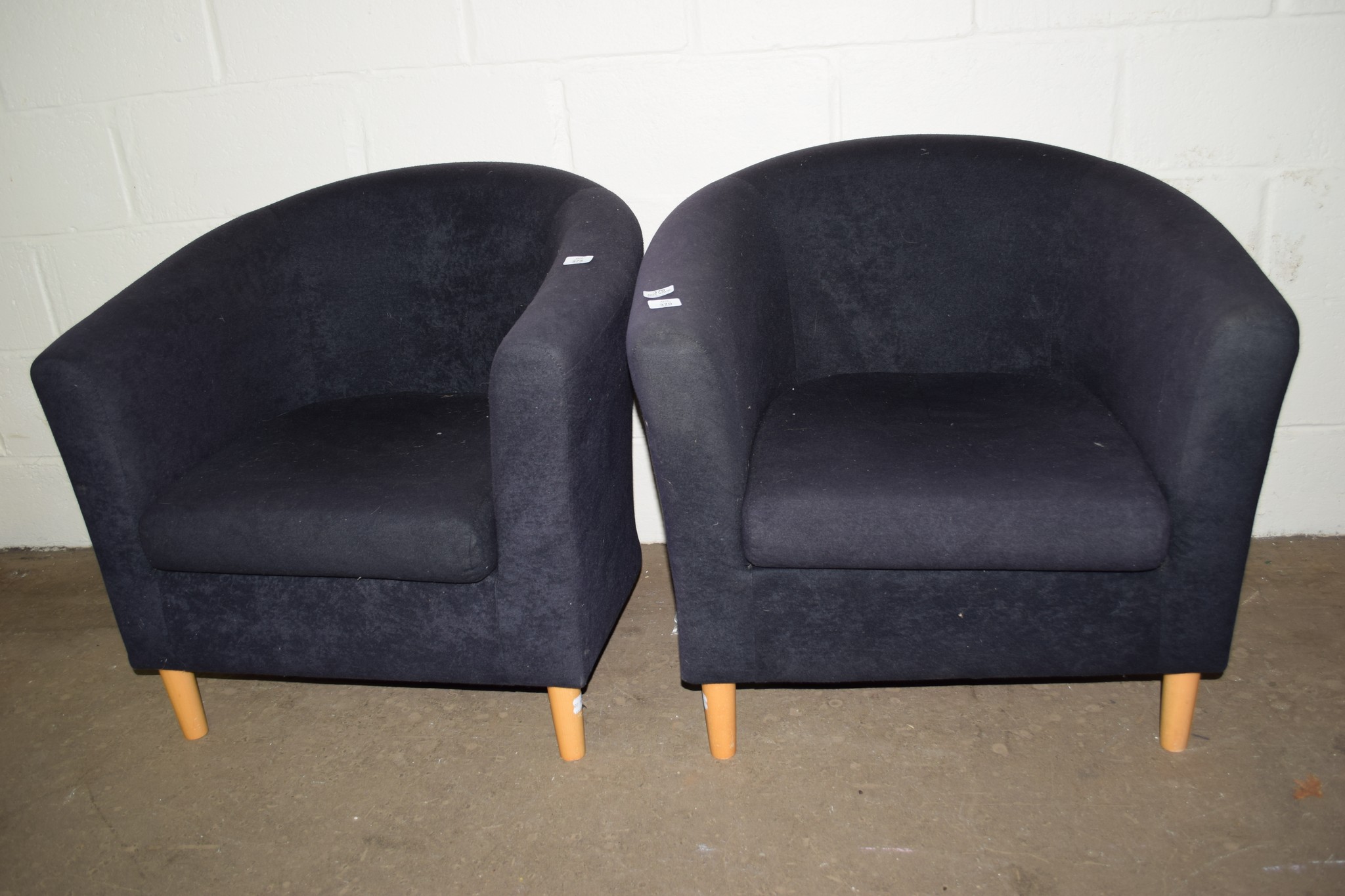 PAIR OF MODERN UPHOLSTERED TUB CHAIRS EACH APPROX WIDTH 75CM MAX