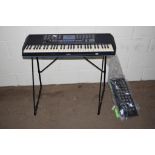 YAMAHA PSR-190 KEYBOARD COMPLETE WITH STAND