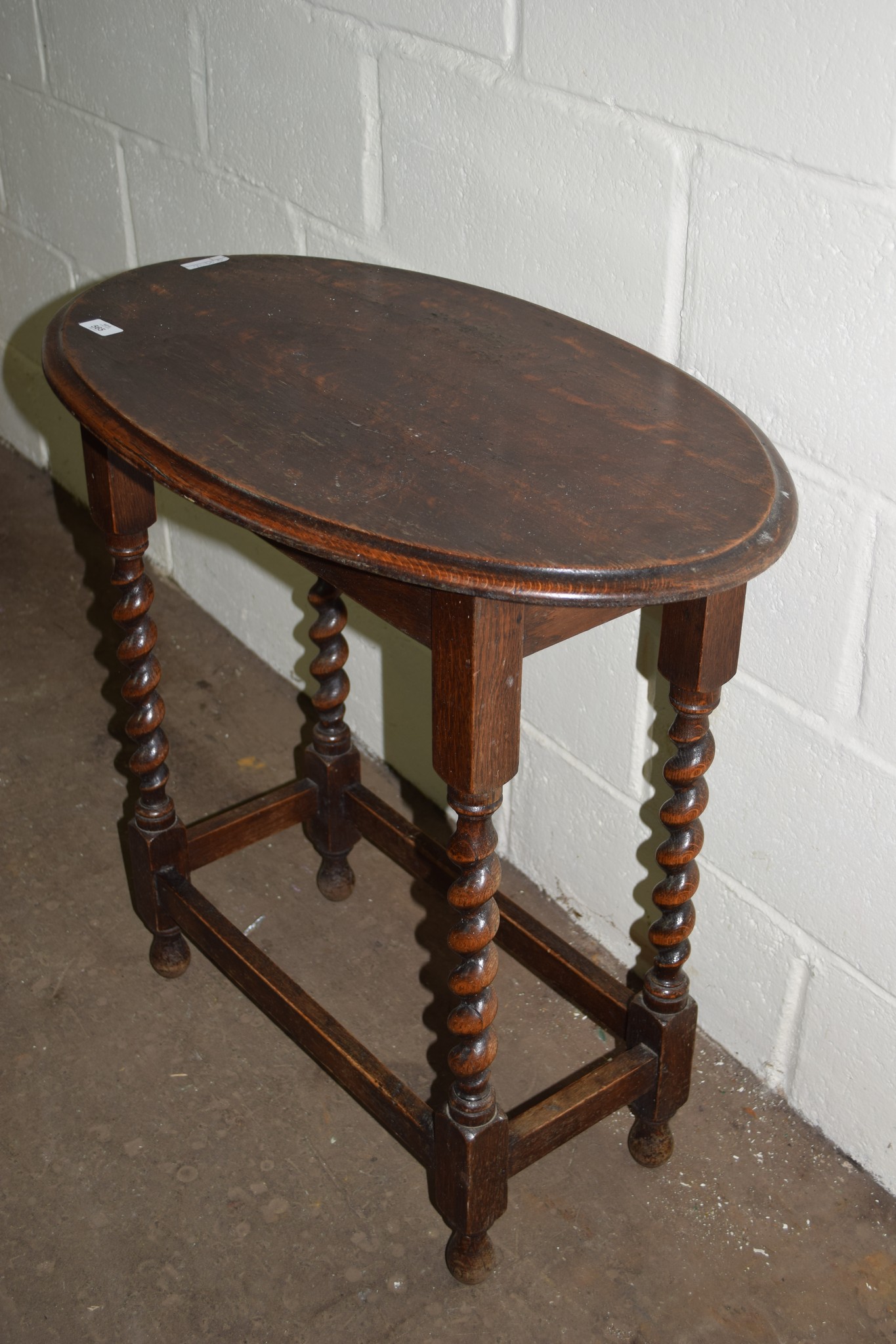 OVAL OAK OCCASSIONAL TABLE WITH BARLEY TWIST LEGS APPROX 75 X 45CM TOGETHER WITH VINTAGE PINE WALL - Image 2 of 4