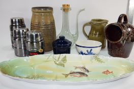 QTY OF VARIOUS KITCHEN WARES INCLUDING LARGE DECORATIVE FISH PLATE ETC