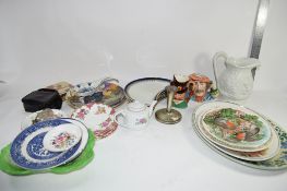 BOX ASSORTED CERAMICS AND OTHER CLEARANCE ITEMS INCLUDING VARIOUS EARTHENWARE PLATES, CHARACTER