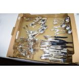 BOX CONTAINING QTY OF KINGS PATTERN CUTLERY