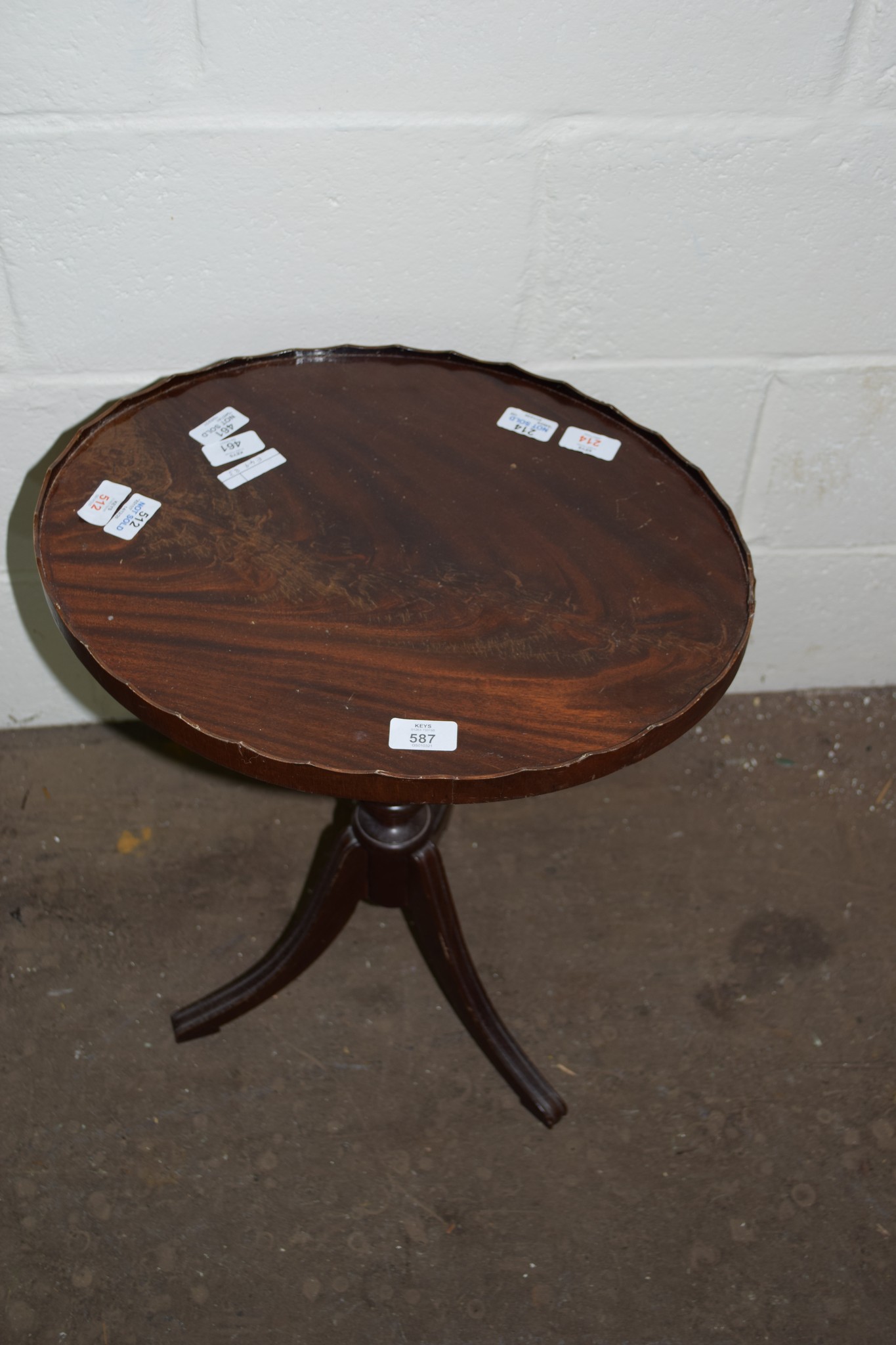 SMALL OVAL GALLERIED TABLE APPROX 46 X 38CM - Image 2 of 2