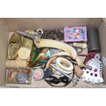 BOX CONTAINING SMALL ENAMEL MATCHBOX HOLDER, ETC