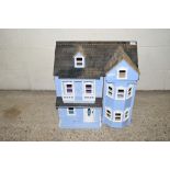 DOLLS HOUSE AND FURNITURE, WIDTH APPROX 57CM