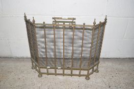 VINTAGE METAL FIRE GUARD, WIDTH APPROX 64CM