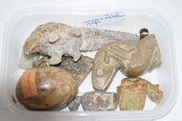 BOX CONTAINING QUARTZ EGG AND OTHER CARVED STONE ITEMS