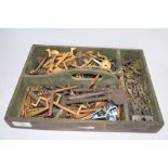 CUTLERY TRAY CONTAINING BRASS FITTINGS AND SCREWS