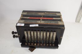 SMALL SQUEEZEBOX BY ANTORIA