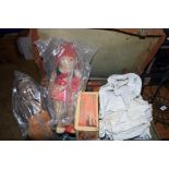 OLD SUITCASE CONTAINING TABLE CLOTHS, LINEN AND BOOKS