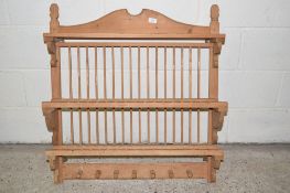 PINE PLATE RACK, APPROX 82CM WIDE