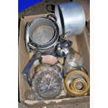 LARGE BOX CONTAINING METAL SAUCEPANS AND OTHER KITCHEN ITEMS