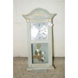 MODERN LINCOLN WALL CLOCK IN PAINTED EFFECT CASE, HEIGHT APPROX 64CM