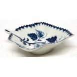 Lowestoft porcelain pickle dish with a floral design of grapes within a berry border, 9cm diam