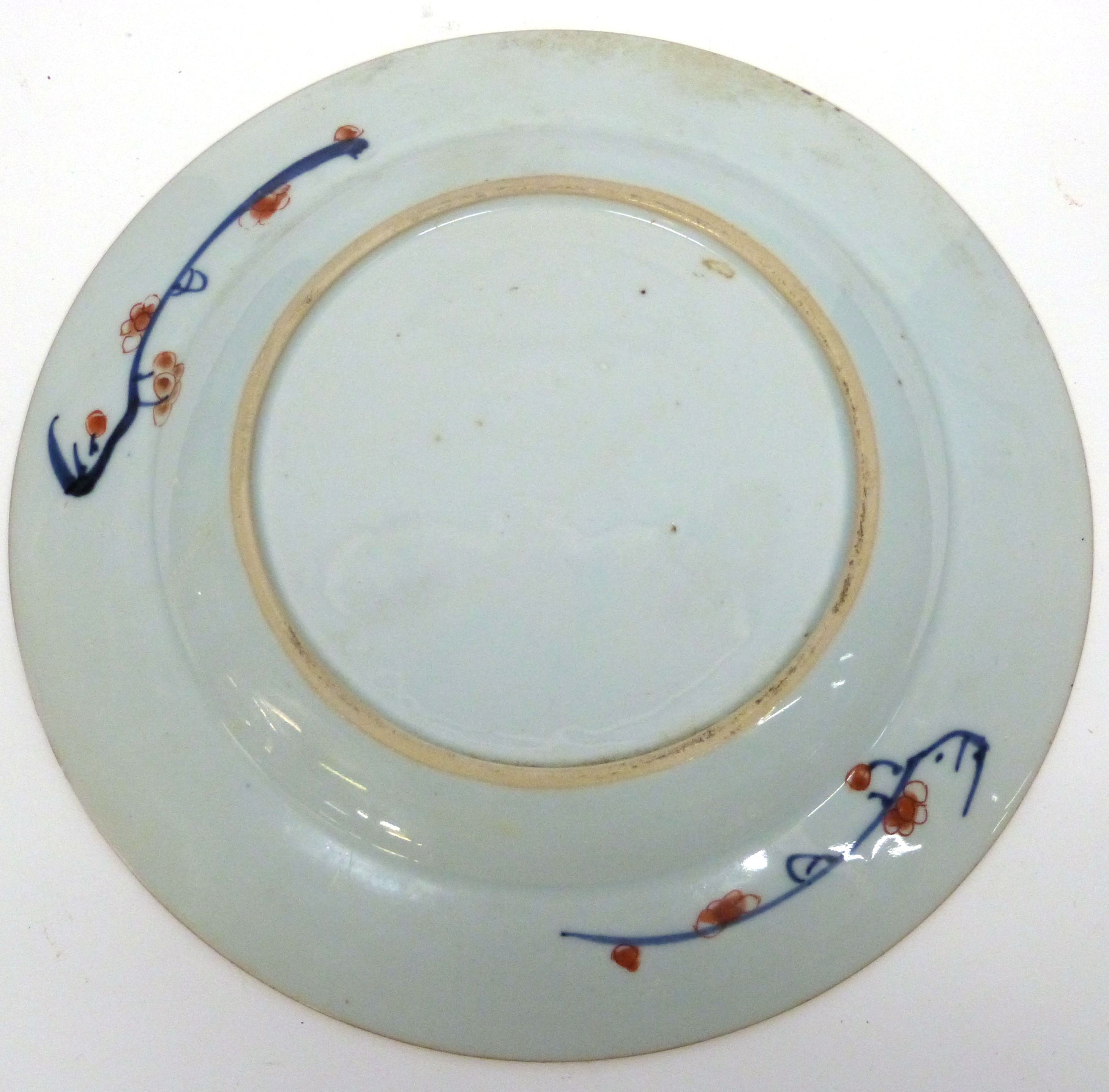 18th century Chinese porcelain blue and white plate decorated in overglaze red enamel with flowers - Image 2 of 2