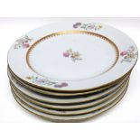 Early 19th century set of Davenport plates decorated in Chinese export style, the reverse with