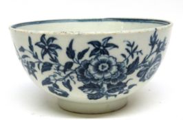Lowestoft porcelain bowl decorated in Worcester style with the three flowers pattern, 10cm diam