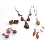 Mixed Lot: mainly white metal jewellery to include modern amber type necklace, 925 pair of amber