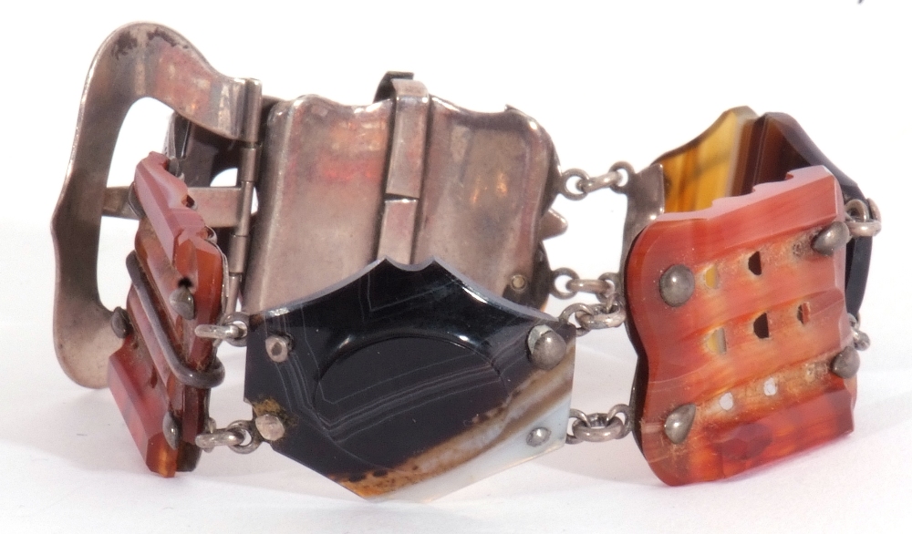 Victorian Scottish white metal and agate bracelet in the form of a belt, five agate panels, chain - Image 6 of 7