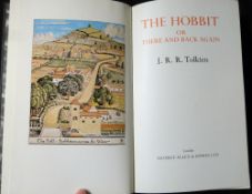 JOHN RONALD REUEL TOLKIEN: THE HOBBIT, London, George Allen & Unwin, 1976, 1st de luxe edition,