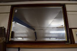 RECTANGULAR MIRROR IN WOODEN FRAME