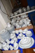 EXTENSIVE QUANTITY OF ROYAL DOULTON TEA WARES IN THE OLD COLONY PATTERN COMPRISING TEA POT, COFFEE