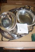 BOX CONTAINING PLATED SERVING DISHES AND TABLE NAPKINS