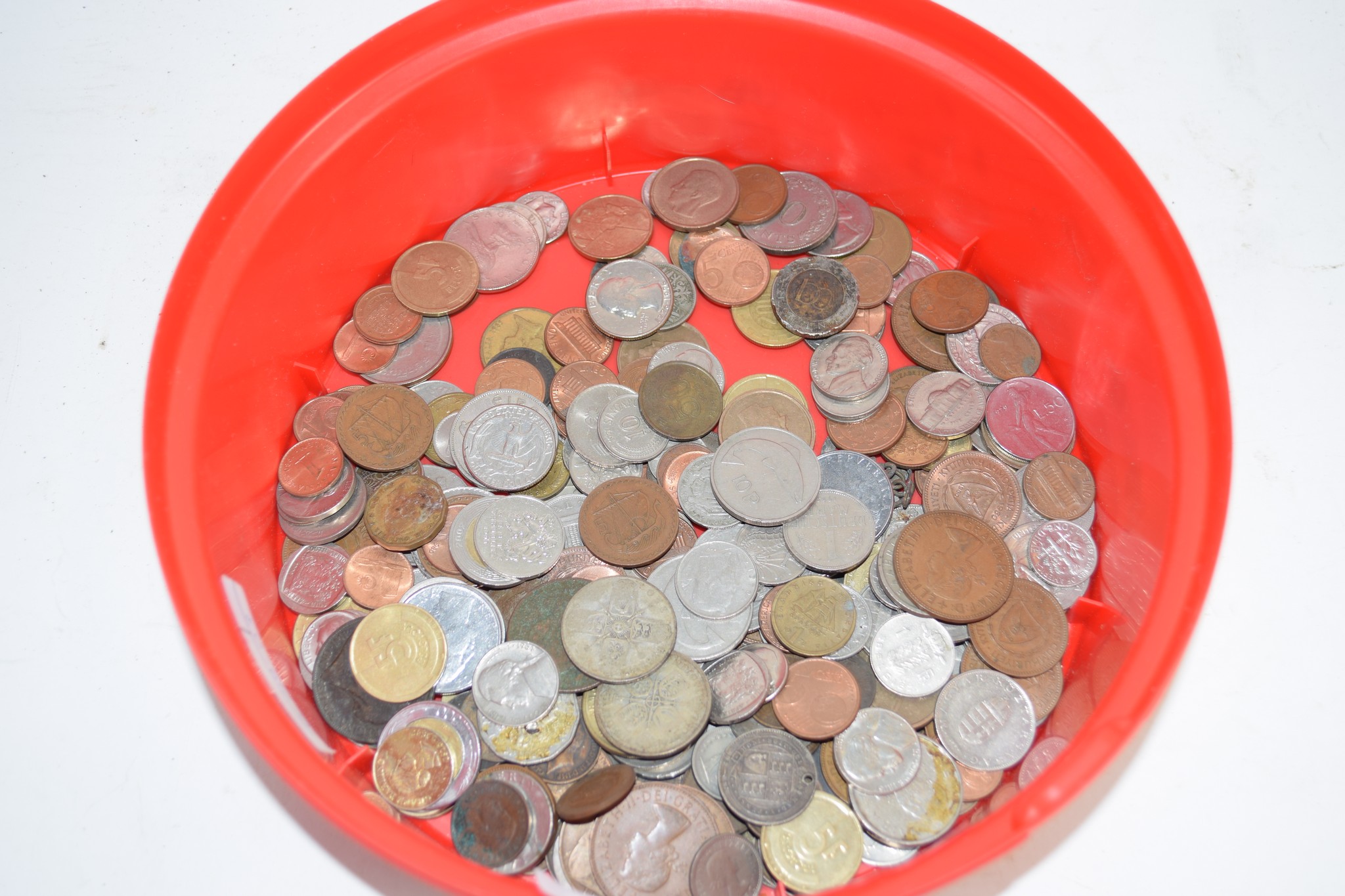 PLASTIC BOX CONTAINING COINAGE