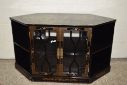 ORIENTAL STYLE CORNER TV STAND, WITH APPLIED FLORAL DECORATION, WIDTH APPROX 112CM MAX