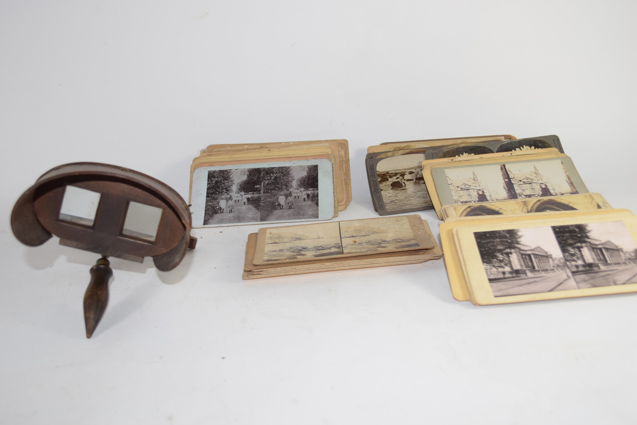 STEREOSCOPIC VIEWER AND QUANTITY OF VIEWS, MAINLY TOPOGRAPHICAL, SOME AMERICAN AND HOLY LAND