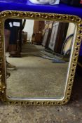 RECTANGULAR MIRROR IN GILT FRAME