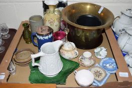 TRAY CONTAINING QUANTITY OF CERAMIC WARES INCLUDING A WEDGWOOD BLUE JASPERWARE JUG ETC