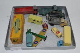 SMALL TRAY CONTAINING METAL TOYS INCLUDING DINKY LORRY, DINKY FORDSON LORRY ETC