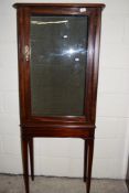 EDWARDIAN GLAZED DISPLAY CABINET RAISED ON TAPERED LEGS, WIDTH APPROX 64CM MAX