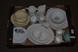 TRAY CONTAINING MIXED CERAMICS TO INCLUDE J & G MEAKIN WHITE CHINA ETC