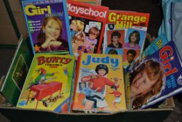 BOX OF CIRCA 1980 CHILDREN'S ANNUALS TO INCLUDE PIPPIN, GRANGE HILL ETC