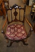 EARLY 20TH CENTURY SINGULAR CHAIR ON X-STRETCHER WITH TASSEL DESIGN AND UPHOLSTERY, 90CM HIGH