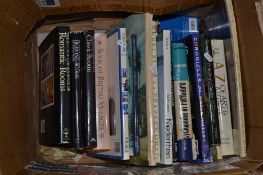 BOX OF MIXED BOOKS TO INCLUDE A HOUSE AND GARDEN BOOK OF ROMANTIC ROOMS, THE HOUSE AND GARDEN BOOK