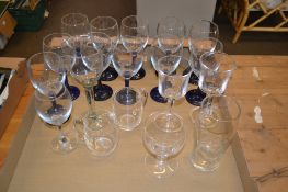 ELEVEN WINE GLASSES WITH BLUE BASED DESIGN, PLUS FURTHER GLASSES ETC